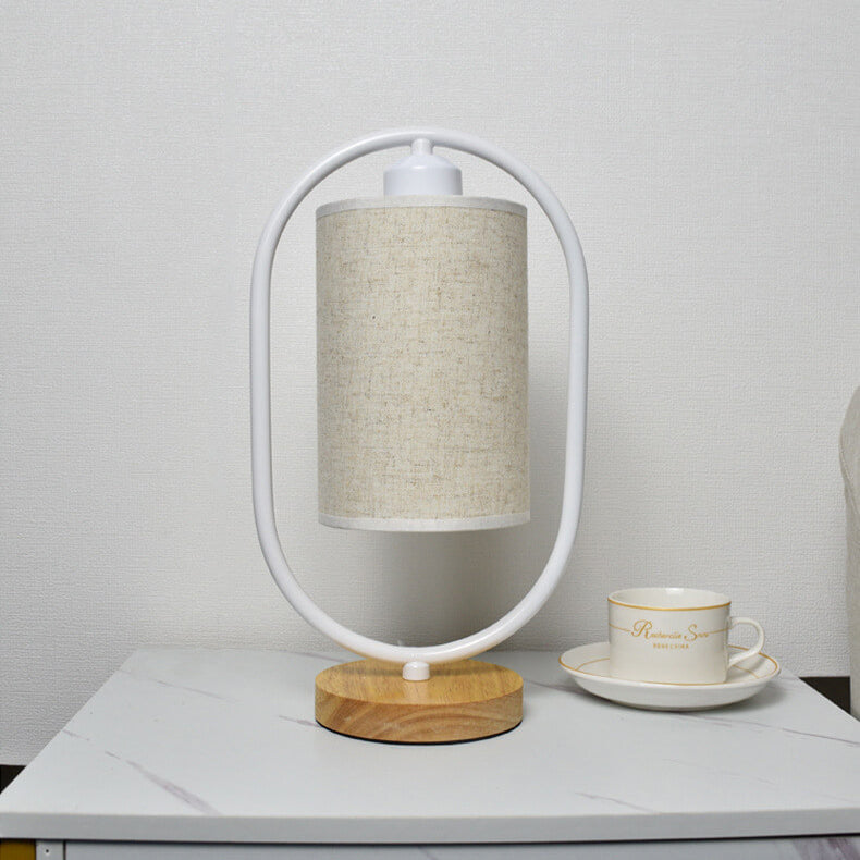 Lumio stoffen tafellamp met houten details