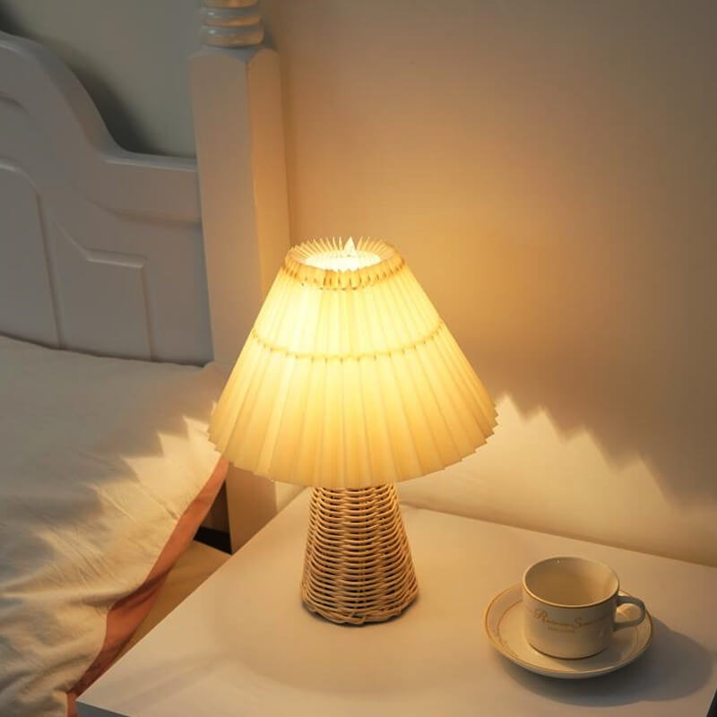 Lumio rattan tafellamp