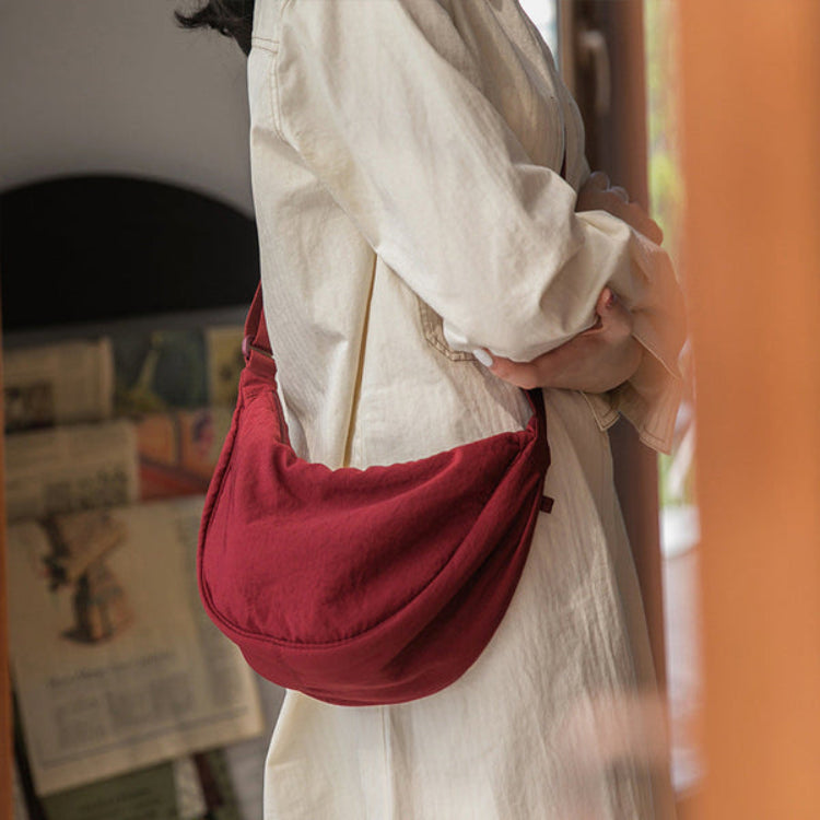 Ruime nylon schoudertas dames