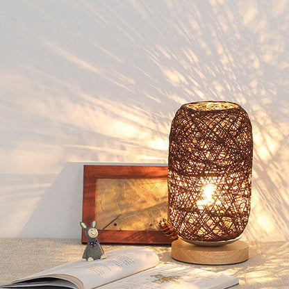 Lumio rotan tafellamp
