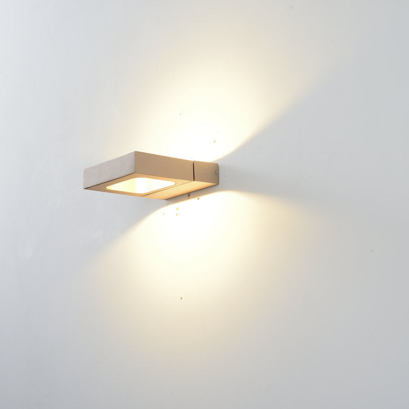 Lumio aluminium LED wandlamp