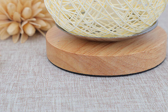 Lumio rotan tafellamp
