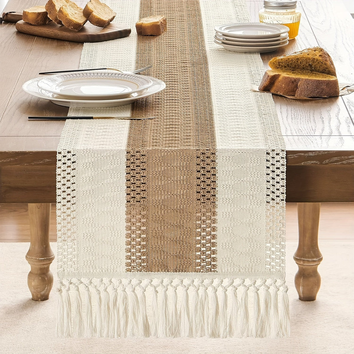 Boho gehaakt tafelkleed met kwastjes