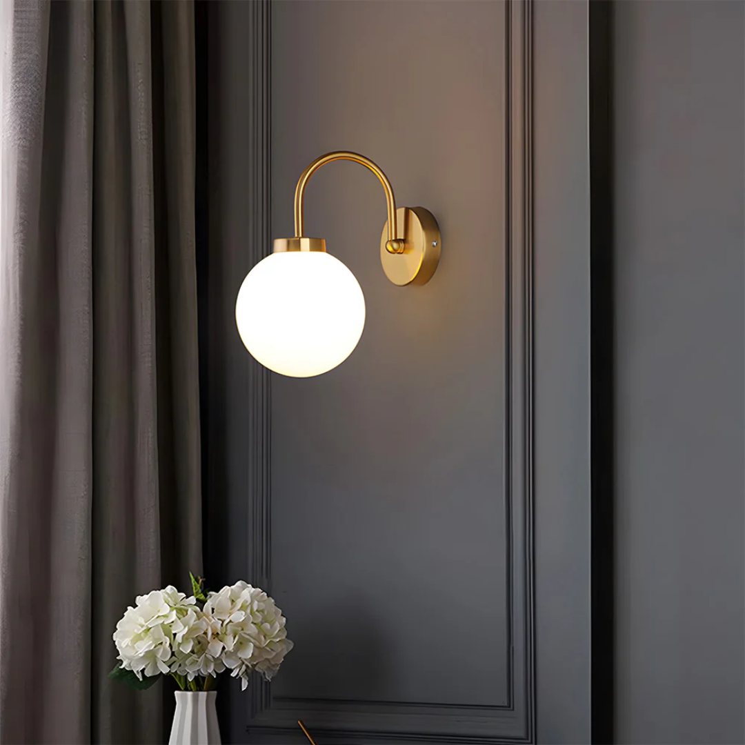 Licinia vintage wandlamp met glazen bol