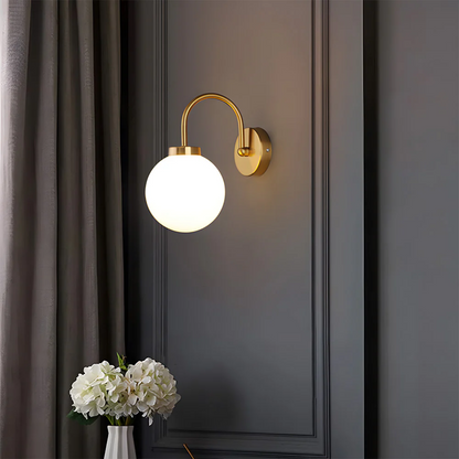 Licinia vintage wandlamp met glazen bol