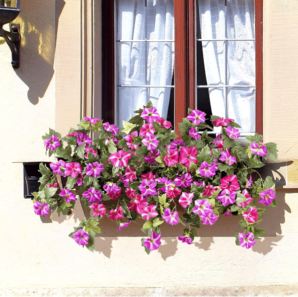 Lifelike kunstpetunia's weerbestendige bloemen