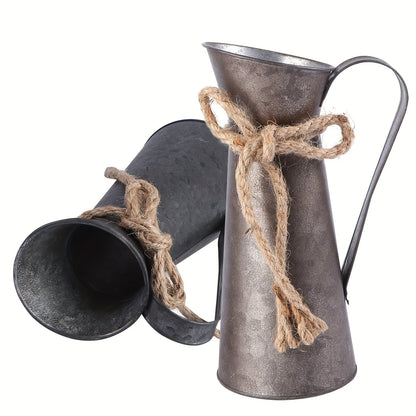 Vintage metalen kruikvazen set van 2