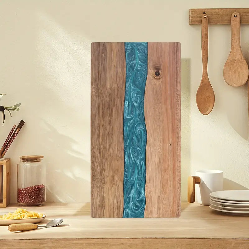 Houten snijplank met resinaccent