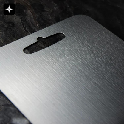 MetalBoard titanium snijplank