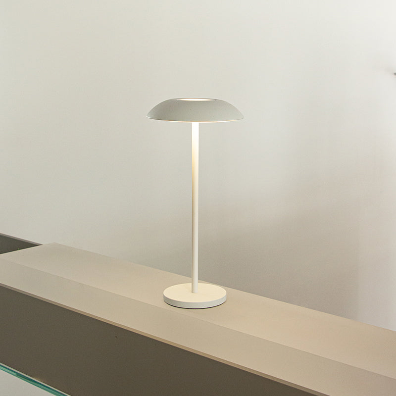 Lumio Ironia oplaadbare tafellamp