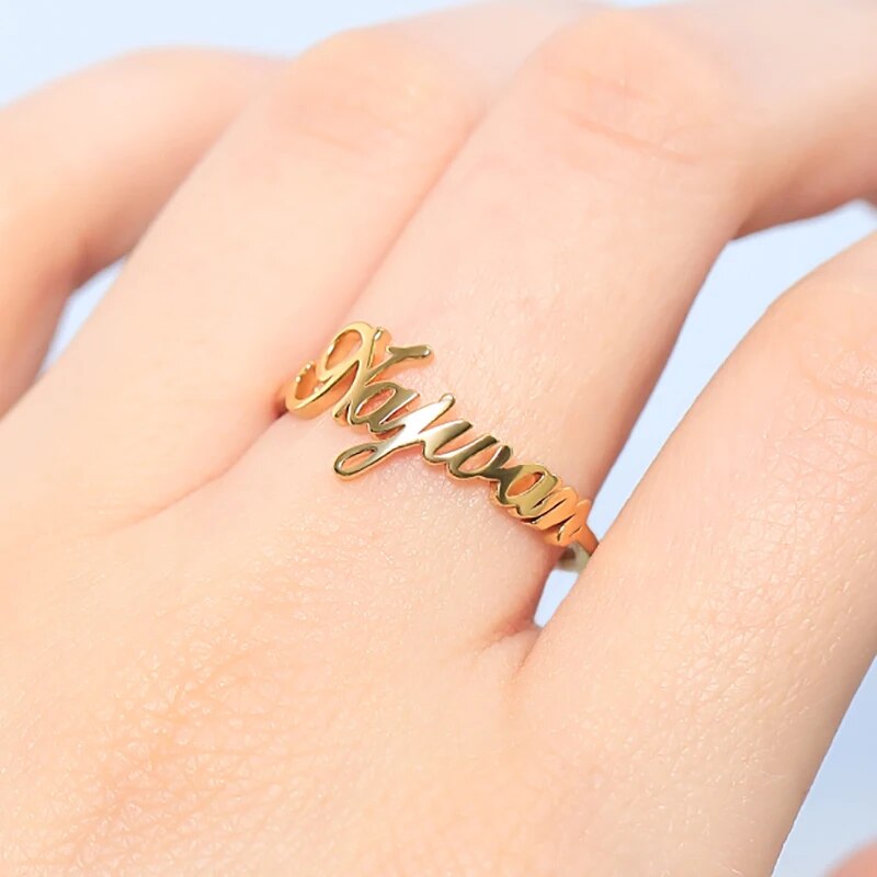 RingCrown gepersonaliseerde naamring