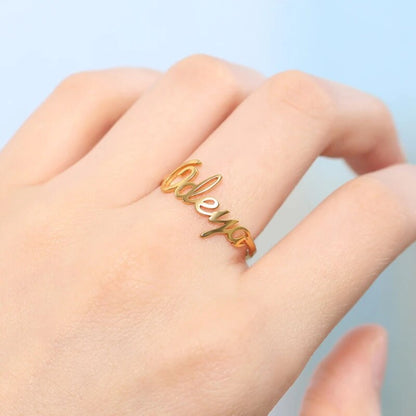RingCrown gepersonaliseerde naamring