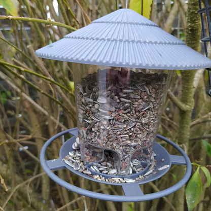 Automatische zeshoekige vogelvoederbak