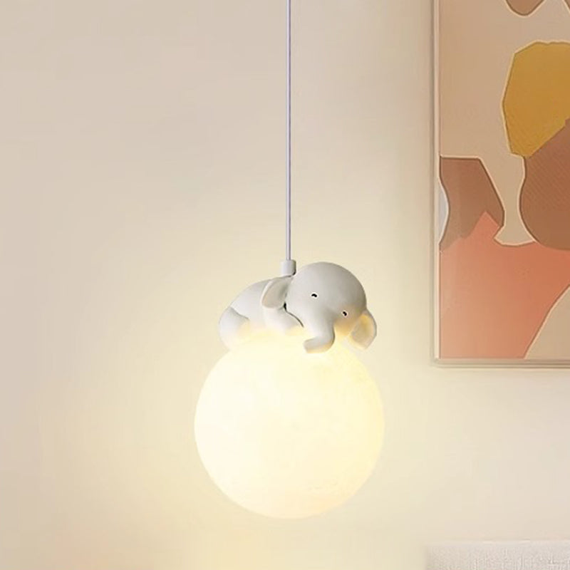 Minimalistische Witte Hanglamp met Cartoon Design