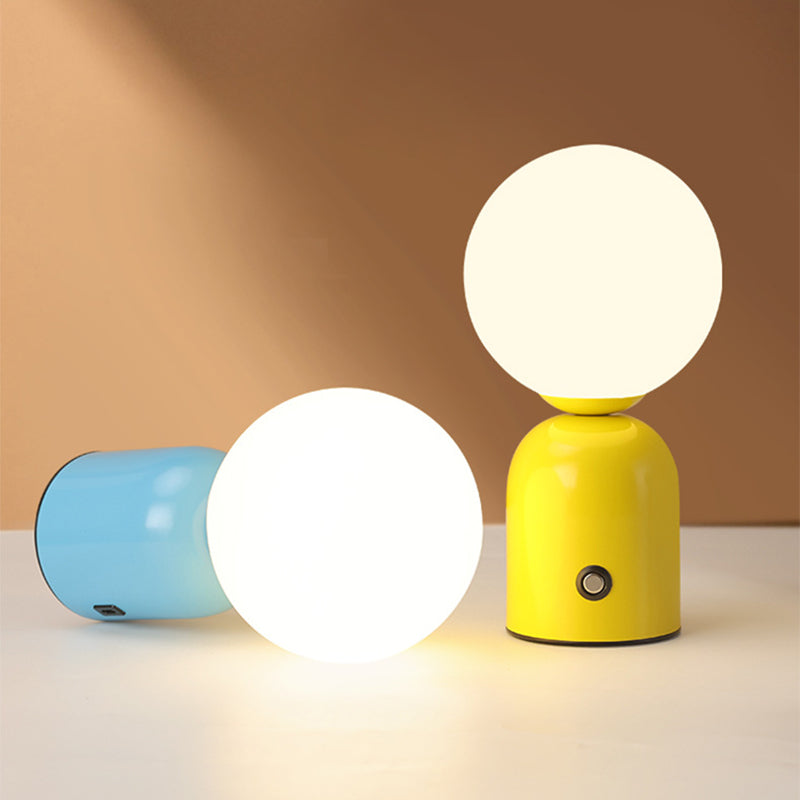 Lumio minimalistische LED tafellamp