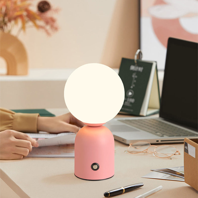 Lumio minimalistische LED tafellamp
