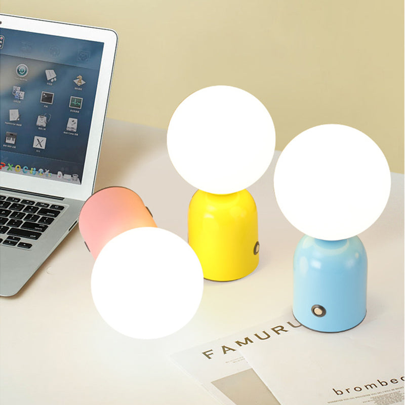 Lumio minimalistische LED tafellamp