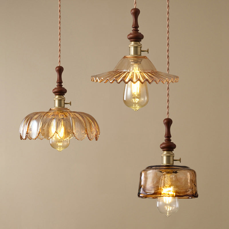 Franse Glazen Hanglamp met Houten Detail