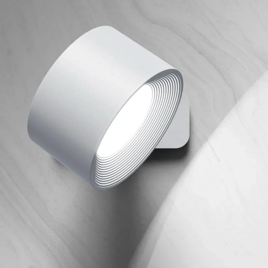 Draaibare LED-wandlamp met magnetische houder
