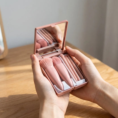 Compacte make-upkwastenset met spiegel