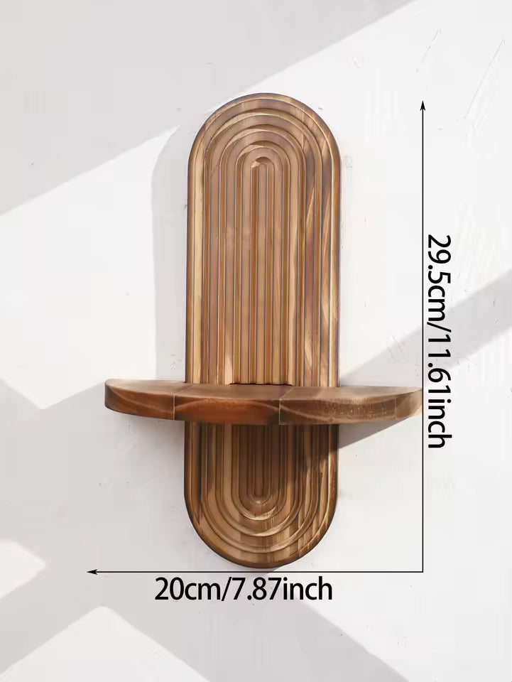 Houten Wandplank Met Geribbelde Boogplaat