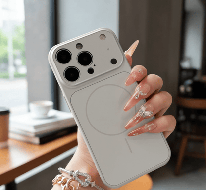 MattMagie – Slim, matte MagSafe case for the iPhone