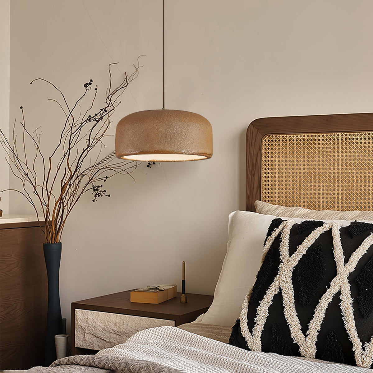 Organische Japandi resin hanglamp