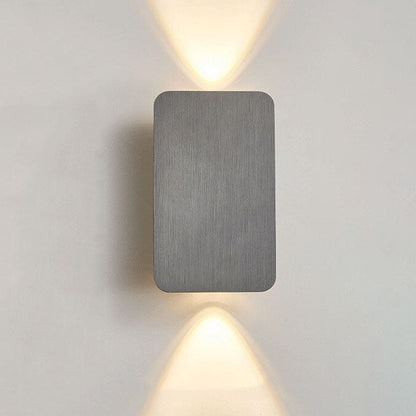 Minimalistische aluminium LED wandlamp