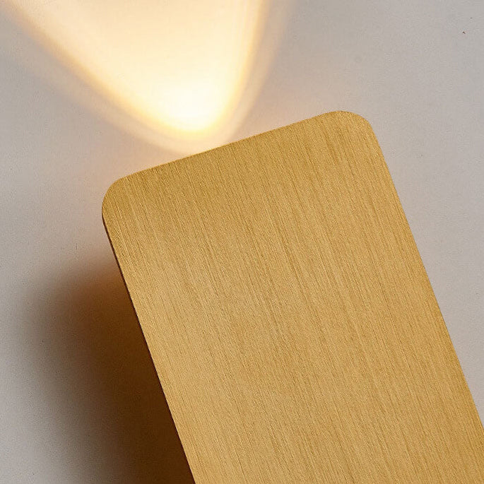 Minimalistische aluminium LED wandlamp