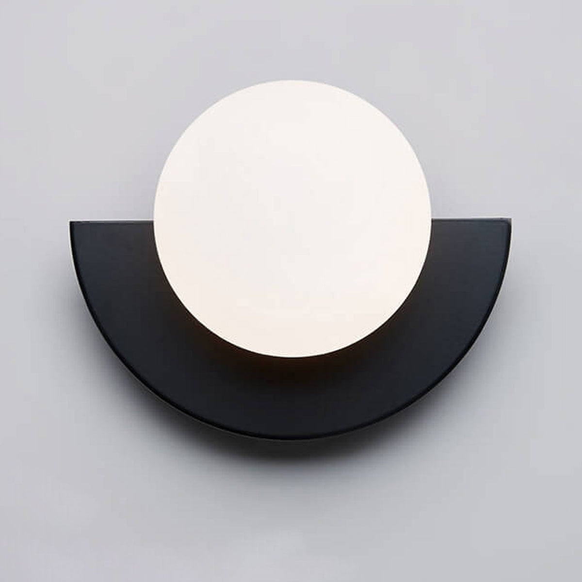 Glazen bolvormige moderne wandlamp