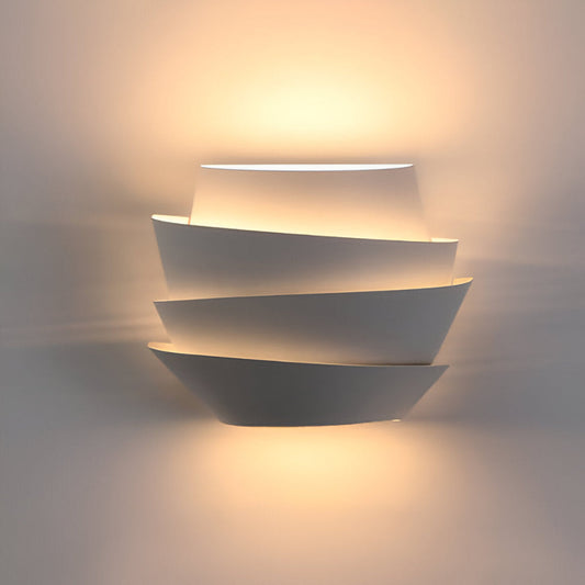 Scandinavische wandlamp met dubbele lichtpunten