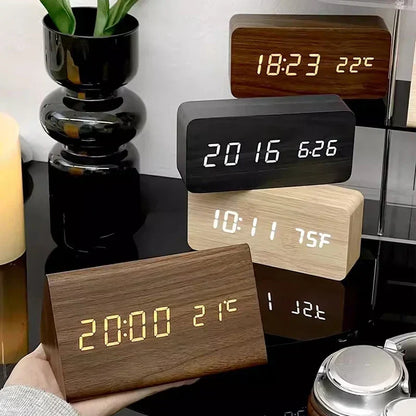 Navando digitale wekker met houtlook