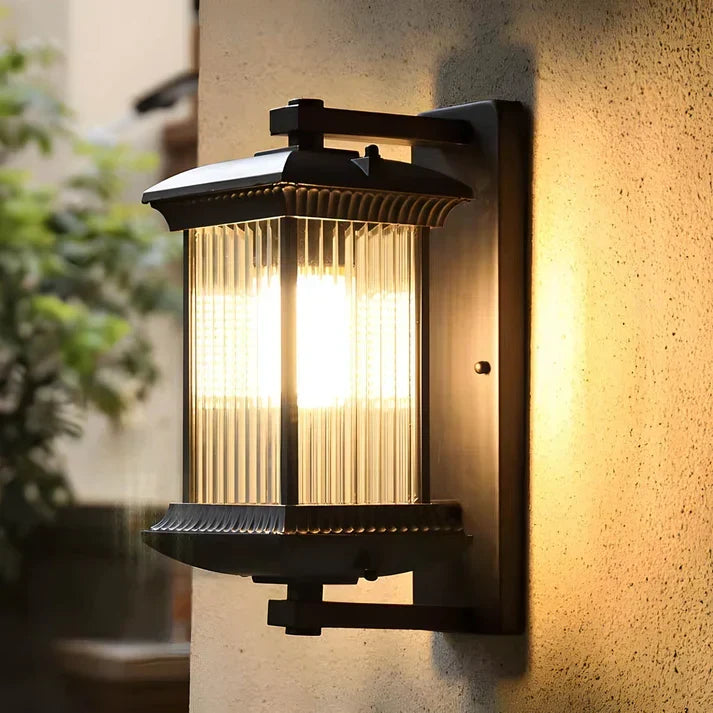 Lantaarn buitenlamp met geribd glas