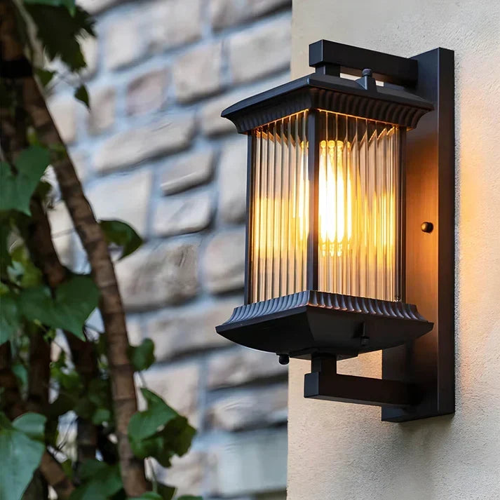Lantaarn buitenlamp met geribd glas