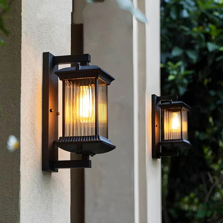 Lantaarn buitenlamp met geribd glas