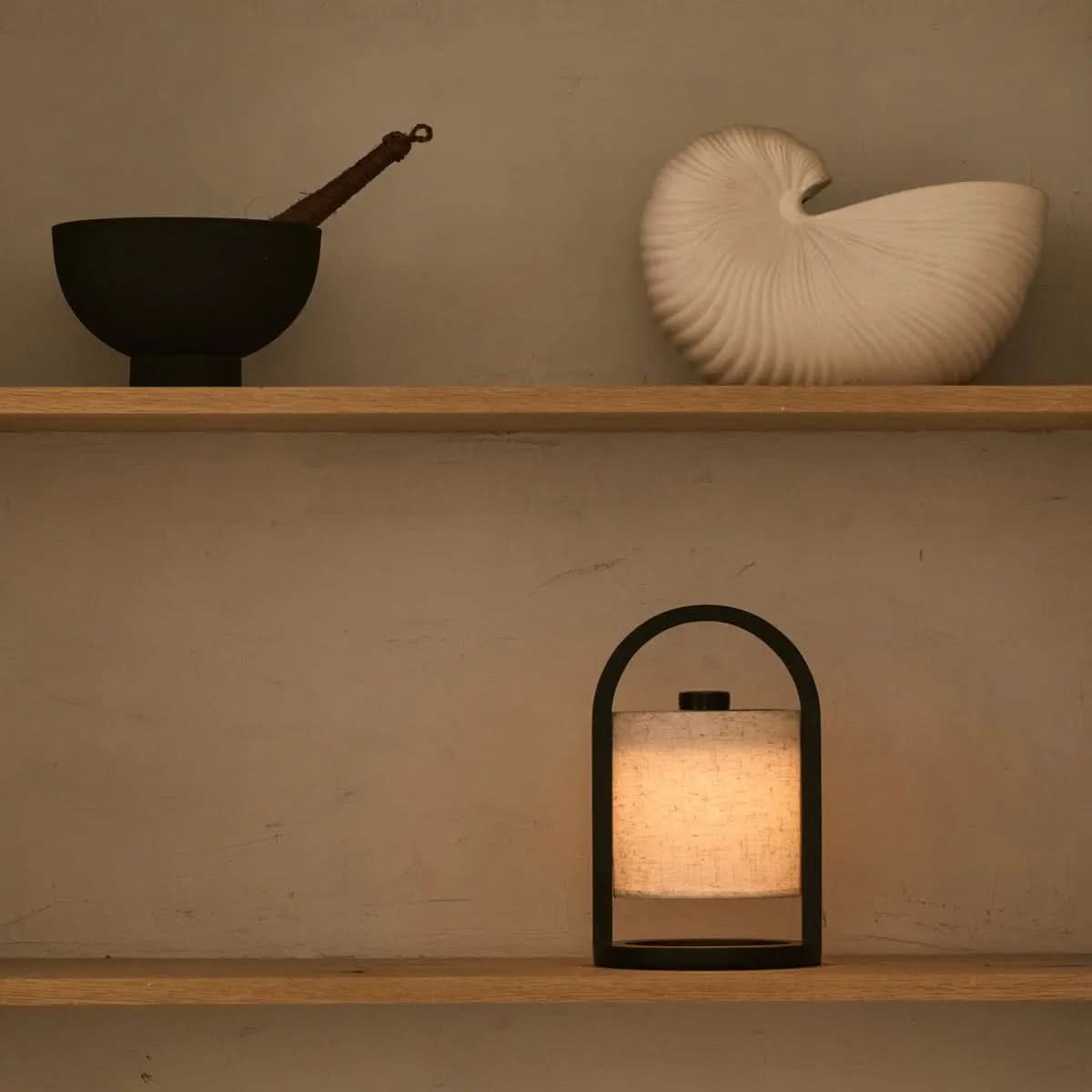 LumiWood draadloze LED tafellamp