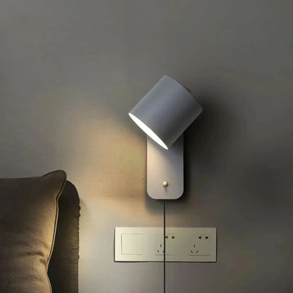 PLUGLUX minimalistische wandlamp met stekker