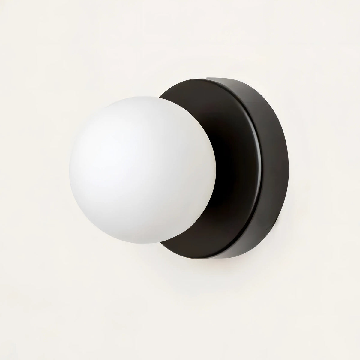 Lumio Scandinavische wandlamp met glazen kap