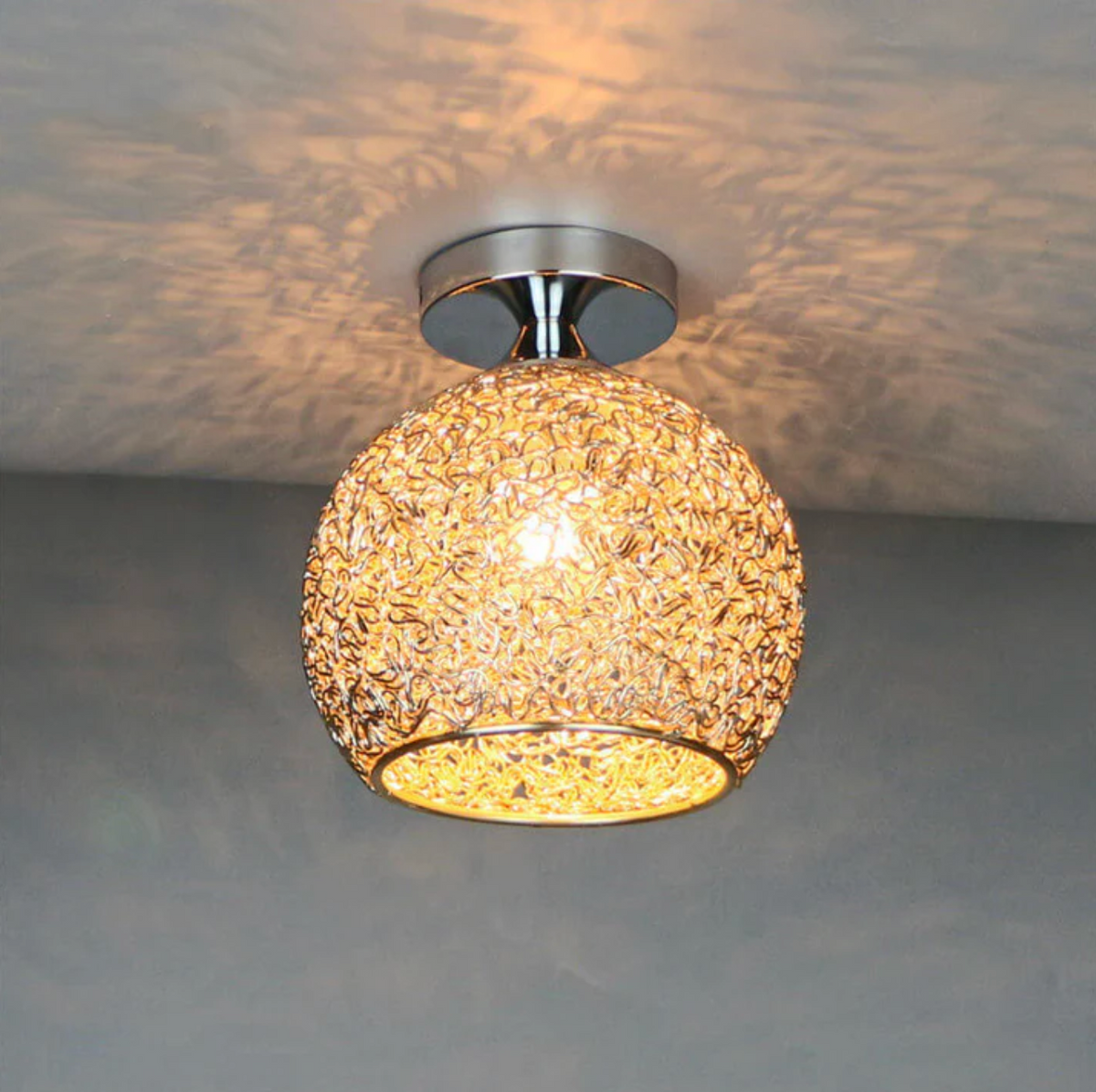 LumiGlobe metalen plafondlamp