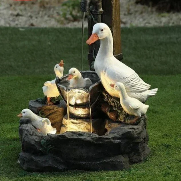 Solar Fonteinbeeld met Dierfiguur