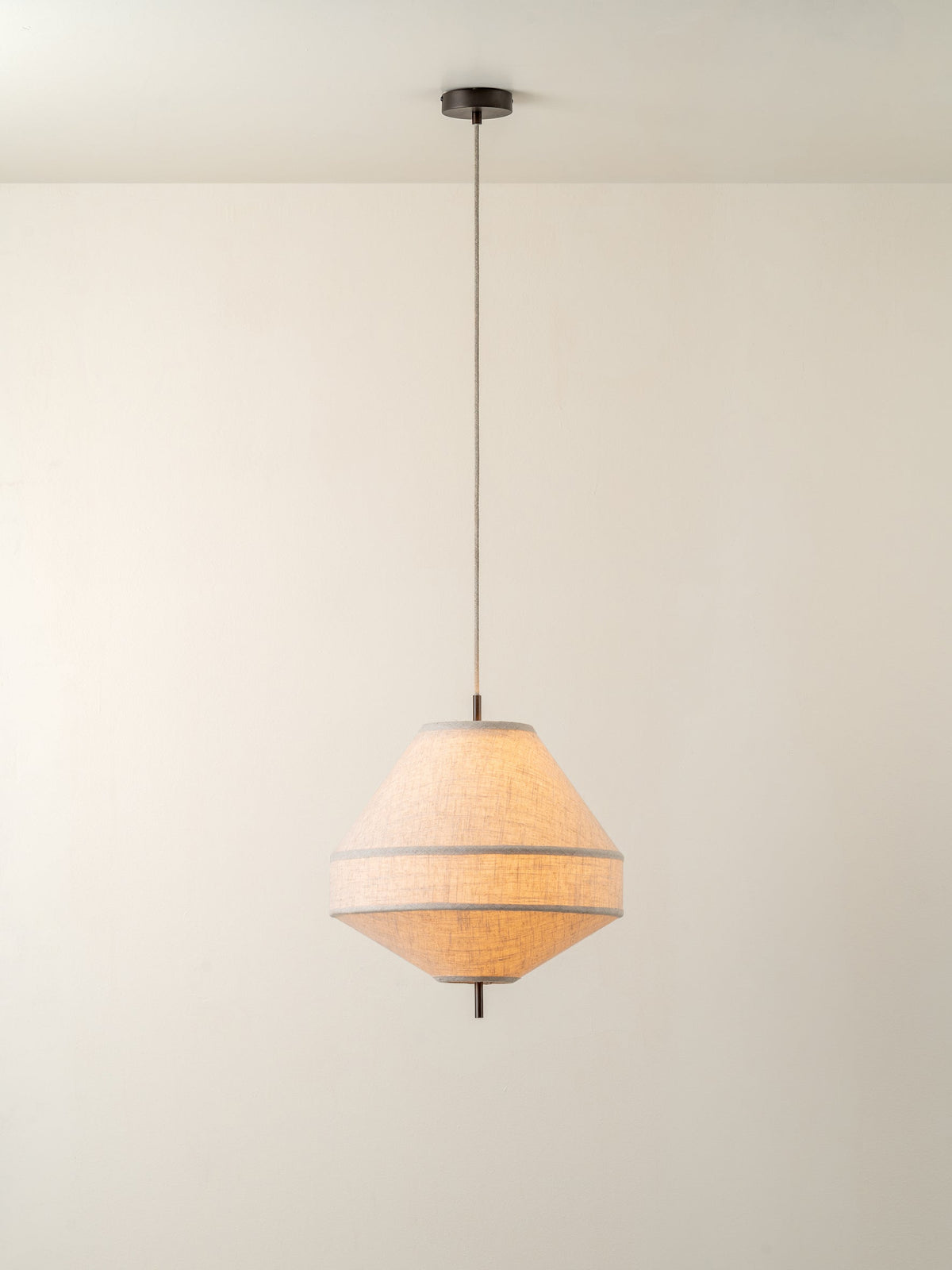 Lumière gelaagde linnen hanglamp