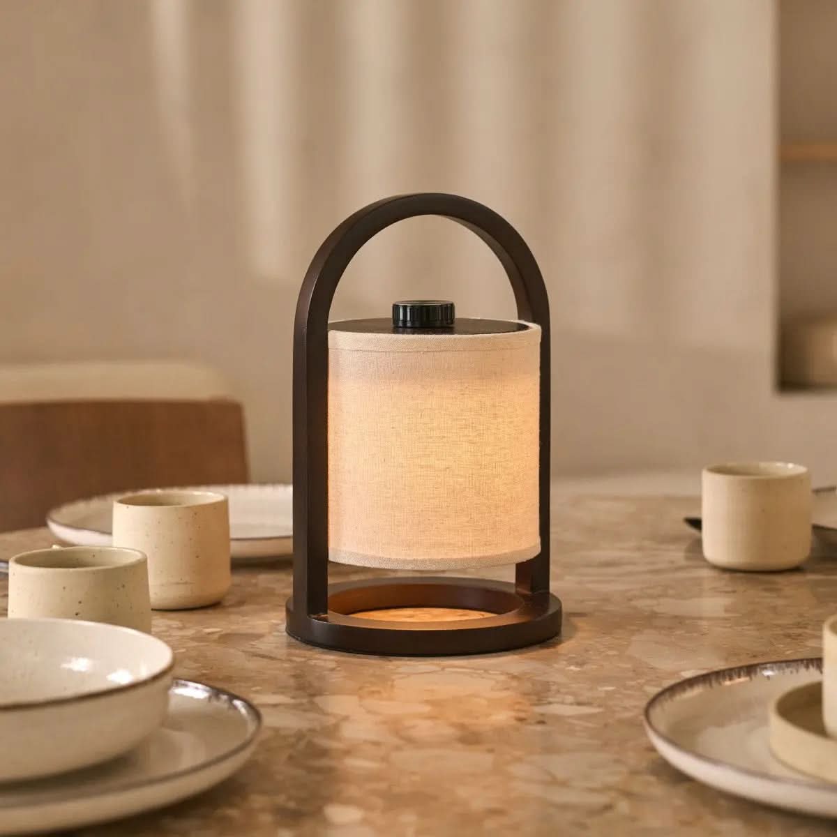 LumiWood draadloze LED tafellamp