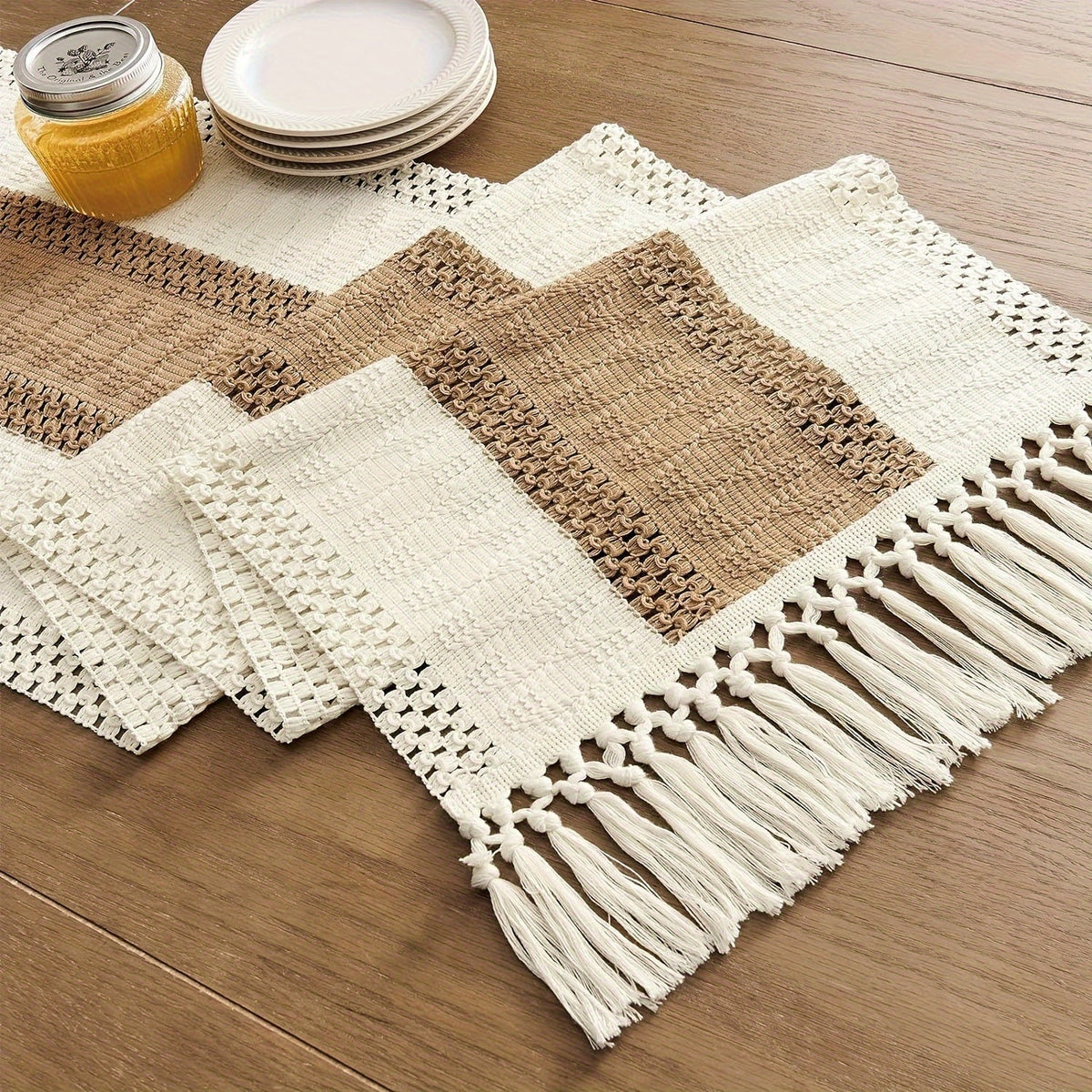 Boho gehaakt tafelkleed met kwastjes