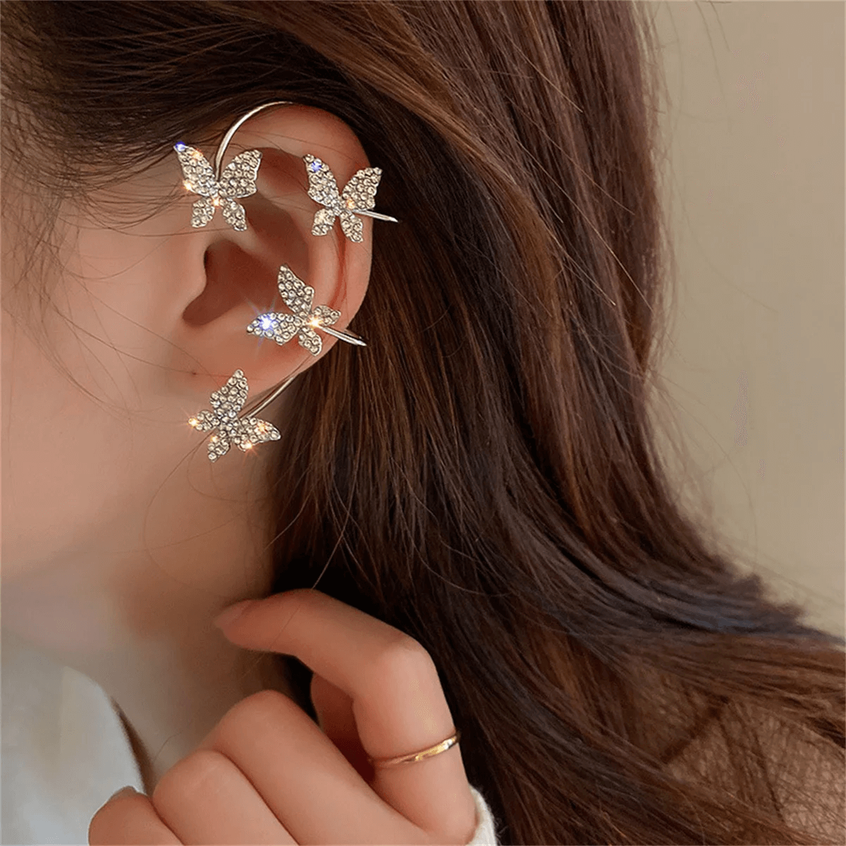 FlutterGleam vlinder clip-on oorbellen