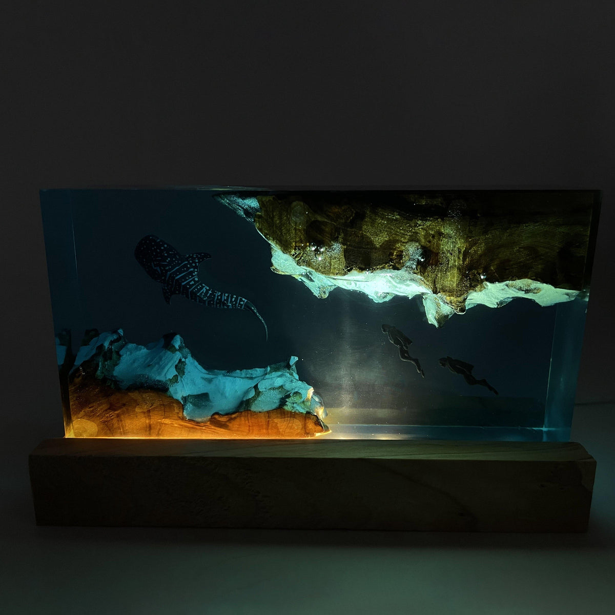 WhaleGlow handgemaakte resin tafellamp