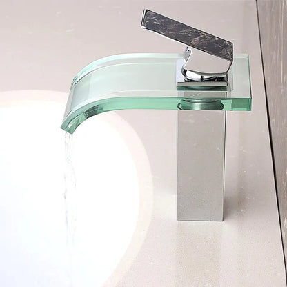 AquaCascade elegante waterval kraan