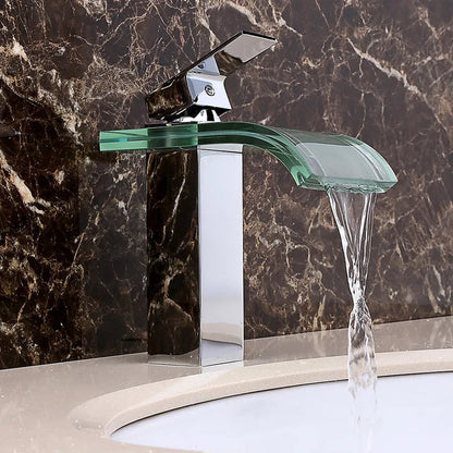 AquaCascade elegante waterval kraan