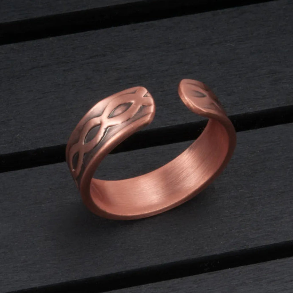 Vintage gegraveerde open magnetische koperen ring