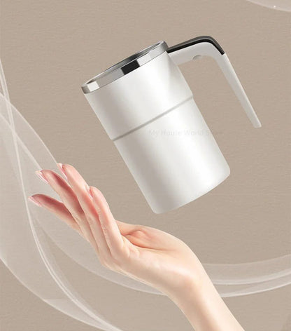 Draagbare zelfroerende koffiebeker